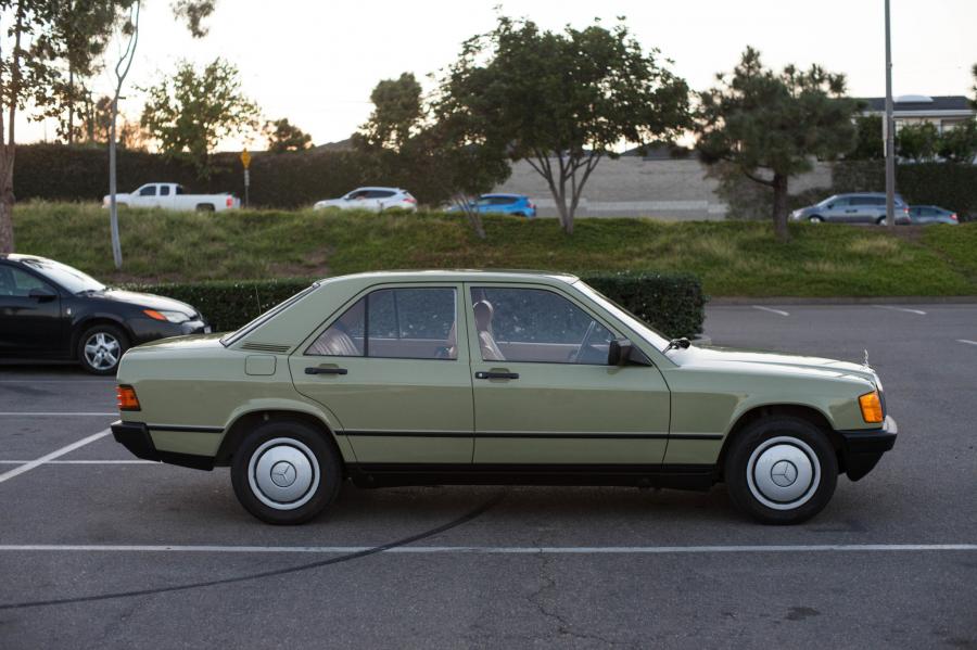  Mercedes-Benz 190 D (W124) 1984 года  (NA) (фото 23 из 240)